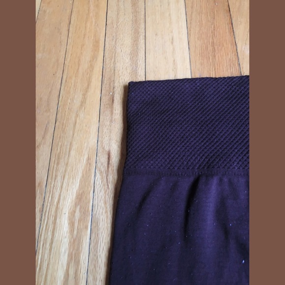 Loose-fitting Tank with FREE Leggings! - Picture 4 of 4